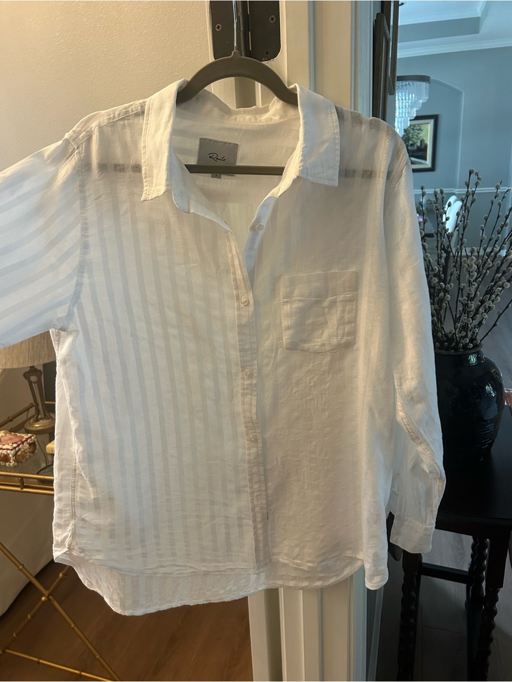 Rails White Top with Branded Label